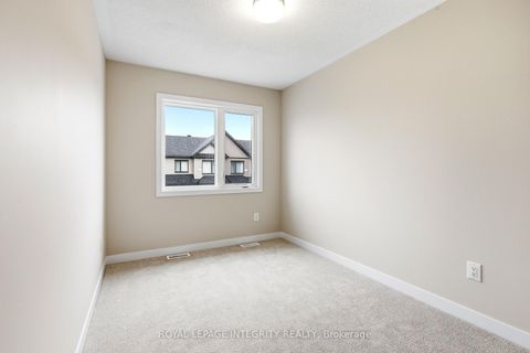 Photo 27 at 418 Les Emmerson Drive, Nepean (Heritage Park), Ottawa