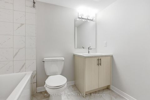 Photo 36 at 418 Les Emmerson Drive, Nepean (Heritage Park), Ottawa