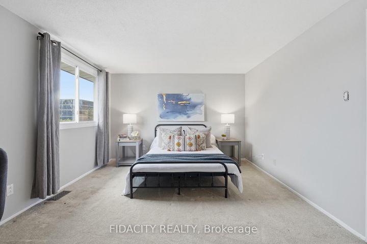 Photo 24 at 31 - 16 Glencoe Street, Nepean (Arlington Woods), Ottawa