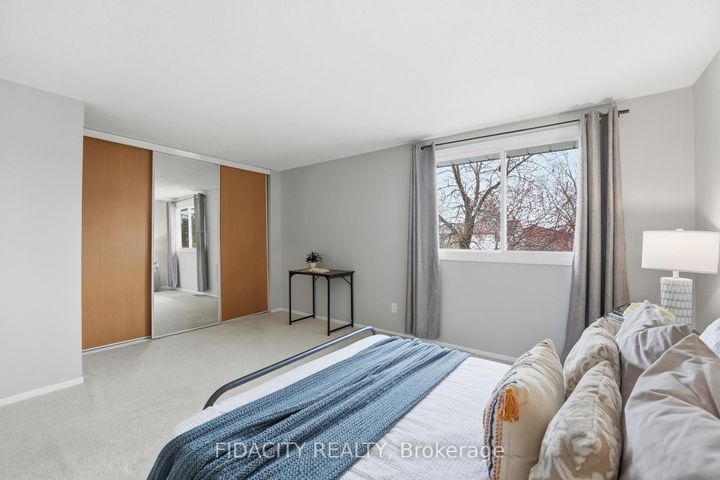 Photo 25 at 31 - 16 Glencoe Street, Nepean (Arlington Woods), Ottawa