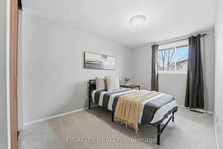 Photo 26 at 31 - 16 Glencoe Street, Nepean (Arlington Woods), Ottawa
