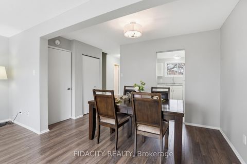 Photo 10 at 31 - 16 Glencoe Street, Nepean (Arlington Woods), Ottawa