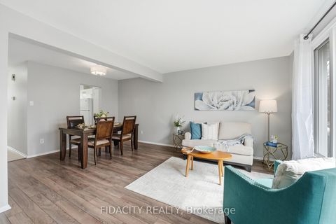 Photo 19 at 31 - 16 Glencoe Street, Nepean (Arlington Woods), Ottawa