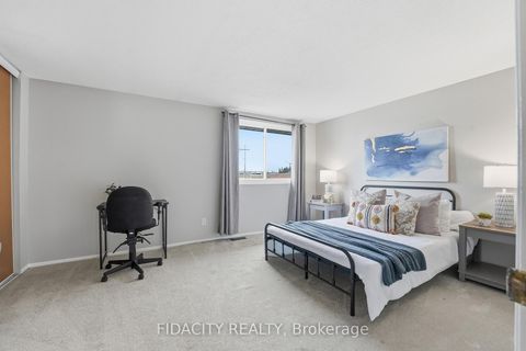 Photo 23 at 31 - 16 Glencoe Street, Nepean (Arlington Woods), Ottawa