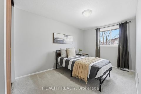 Photo 26 at 31 - 16 Glencoe Street, Nepean (Arlington Woods), Ottawa