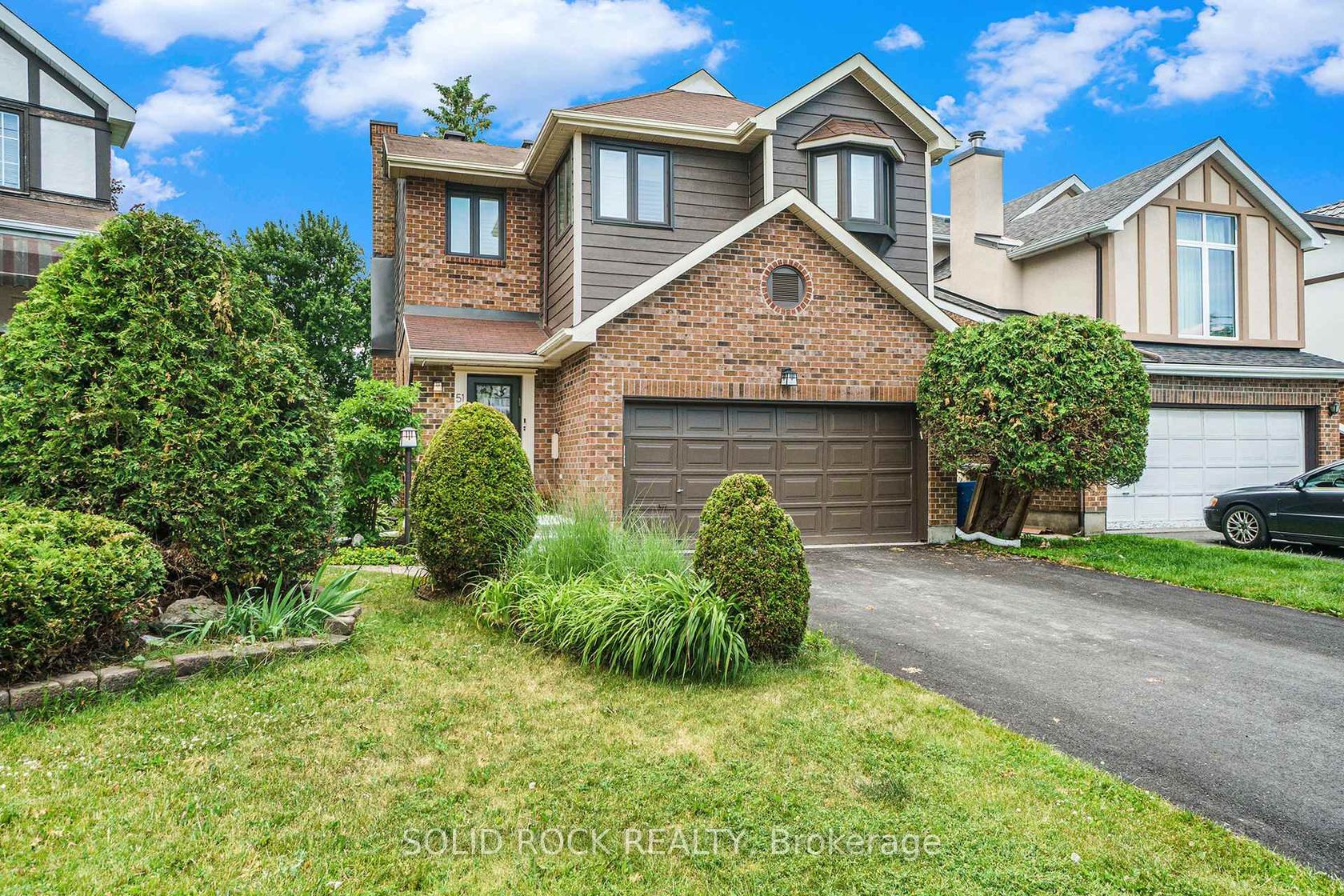 51 Pemberton Crescent, Nepean (Manordale), Ottawa 