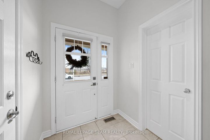 Photo 4 at 766 Paul Metivier Drive, Nepean (Strandherd), Ottawa