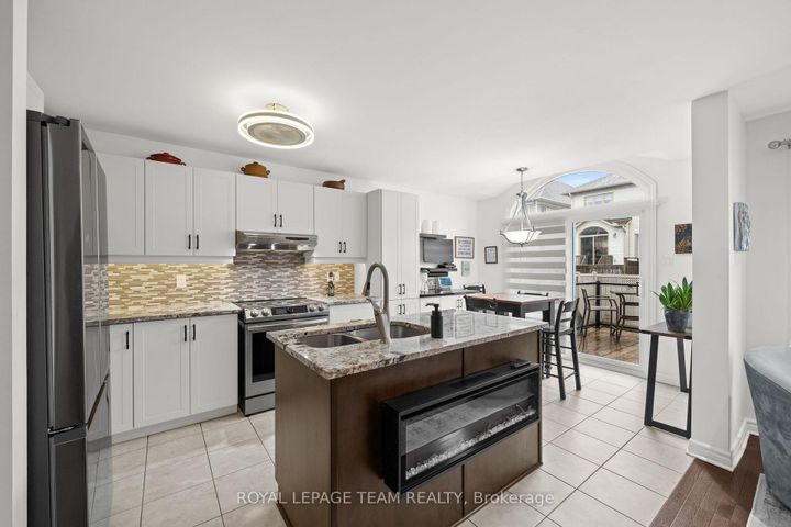 Photo 14 at 766 Paul Metivier Drive, Nepean (Strandherd), Ottawa