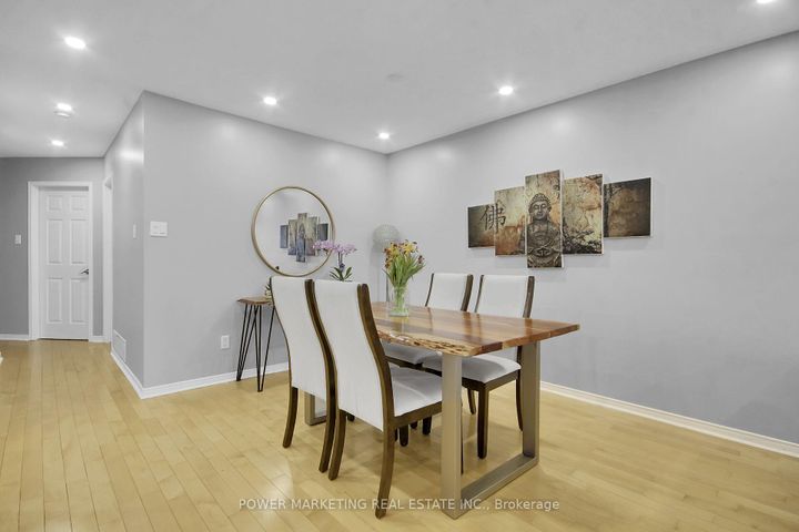 Photo 7 at 181 MOUNTSHANNON Drive, Nepean (Longfields), Ottawa