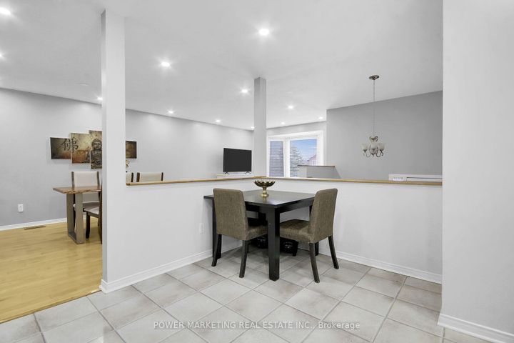 Photo 12 at 181 MOUNTSHANNON Drive, Nepean (Longfields), Ottawa