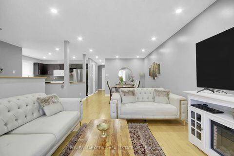 Photo 4 at 181 MOUNTSHANNON Drive, Nepean (Longfields), Ottawa