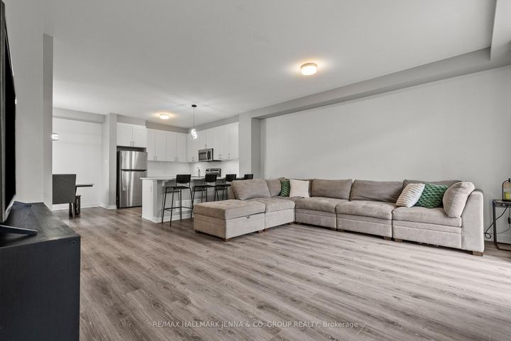 Photo 15 at 146 Anthracite Private, Nepean (Heritage Park), Ottawa