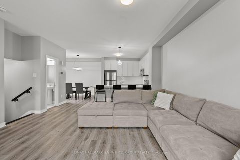 Photo 16 at 146 Anthracite Private, Nepean (Heritage Park), Ottawa
