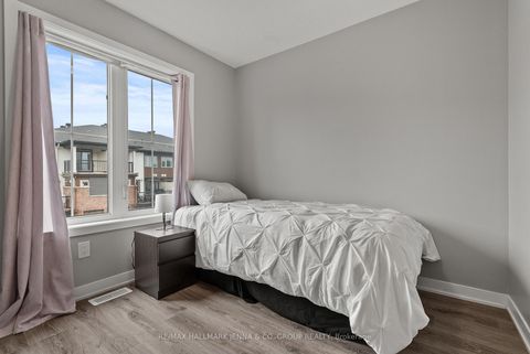 Photo 29 at 146 Anthracite Private, Nepean (Heritage Park), Ottawa