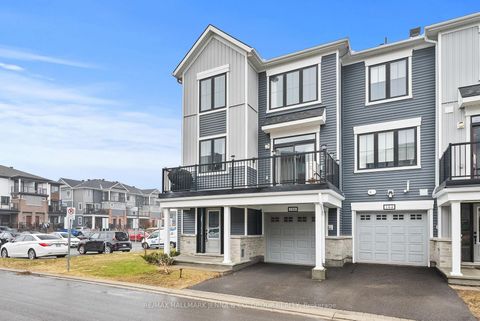 Photo 31 at 146 Anthracite Private, Nepean (Heritage Park), Ottawa