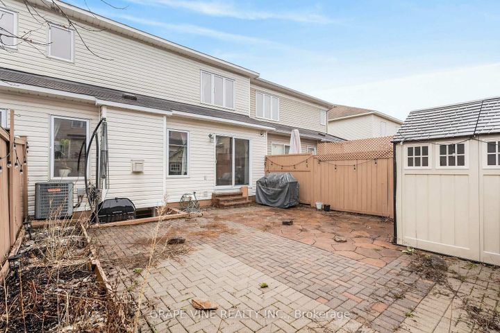Photo 4 at 322 Foxridge Way, Nepean (Strandherd), Ottawa