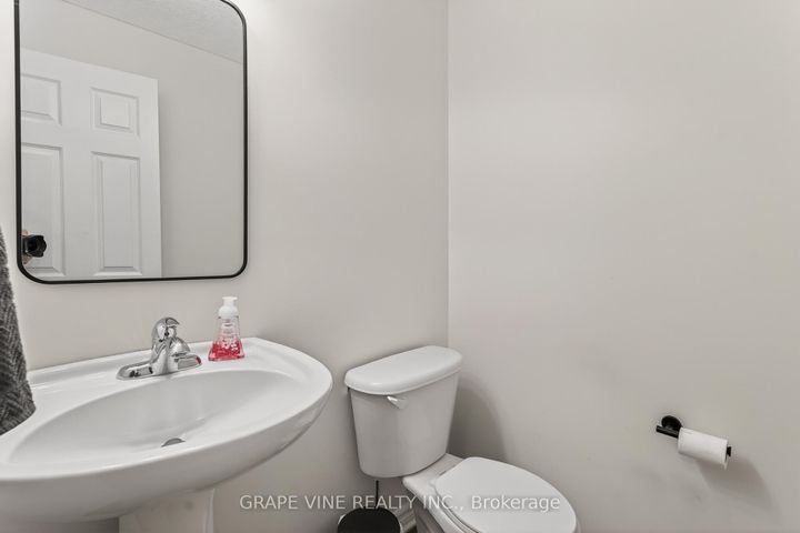 Photo 6 at 322 Foxridge Way, Nepean (Strandherd), Ottawa