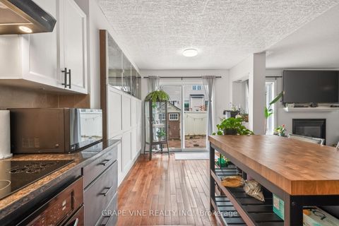 Photo 13 at 322 Foxridge Way, Nepean (Strandherd), Ottawa