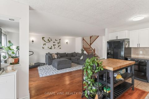 Photo 15 at 322 Foxridge Way, Nepean (Strandherd), Ottawa