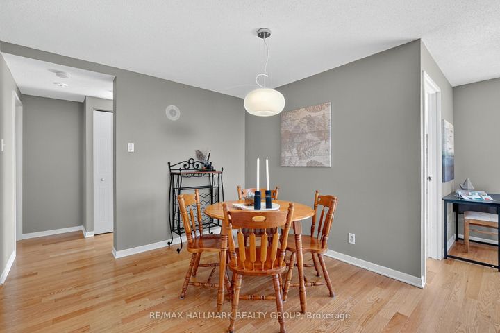 Photo 8 at 1207 - 80 Sandcastle Drive, Nepean (Leslie Park), Ottawa