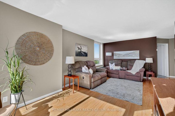 Photo 13 at 1207 - 80 Sandcastle Drive, Nepean (Leslie Park), Ottawa