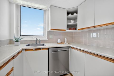 Photo 17 at 1207 - 80 Sandcastle Drive, Nepean (Leslie Park), Ottawa