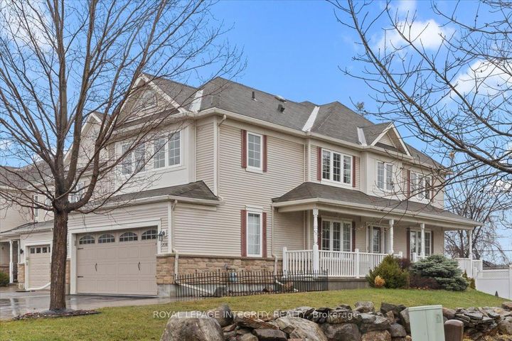 Photo 1 at 236 Wabiskaw Private, Nepean (Stonebridge), Ottawa