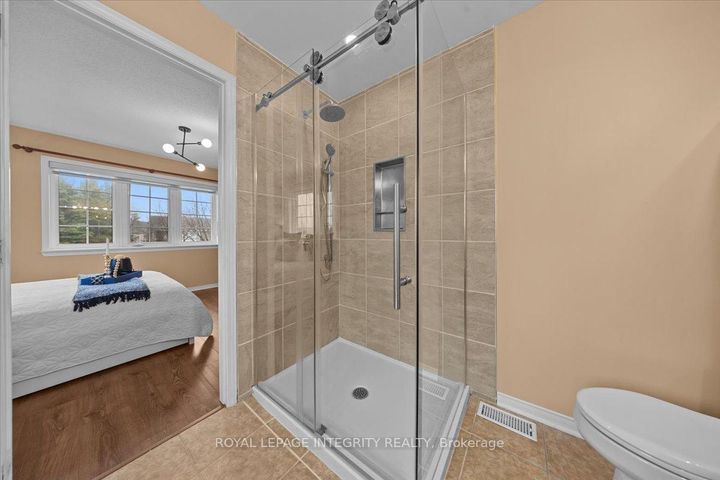 Photo 23 at 236 Wabiskaw Private, Nepean (Stonebridge), Ottawa
