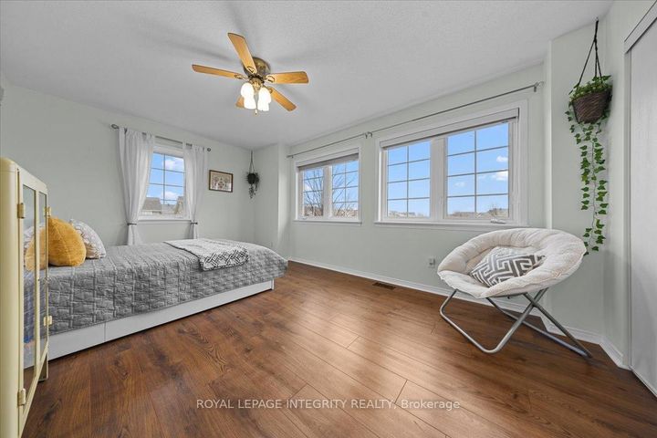 Photo 24 at 236 Wabiskaw Private, Nepean (Stonebridge), Ottawa