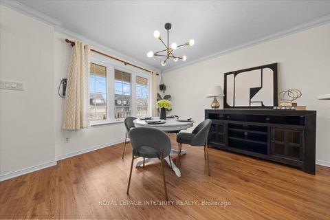 Photo 5 at 236 Wabiskaw Private, Nepean (Stonebridge), Ottawa