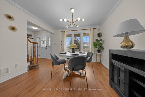 Photo 6 at 236 Wabiskaw Private, Nepean (Stonebridge), Ottawa