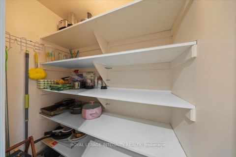 Photo 12 at 236 Wabiskaw Private, Nepean (Stonebridge), Ottawa