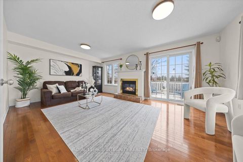 Photo 13 at 236 Wabiskaw Private, Nepean (Stonebridge), Ottawa
