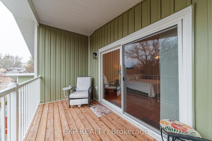 Photo 30 at 1592 Apeldoorn Avenue, Nepean (Carleton Heights), Ottawa