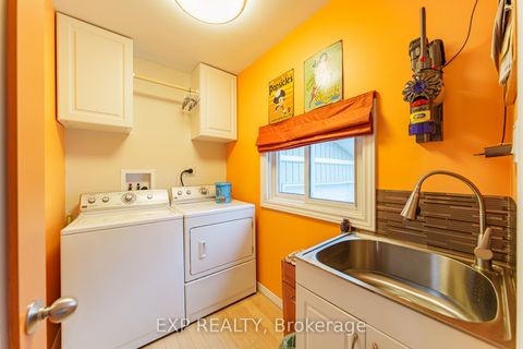 Photo 13 at 1592 Apeldoorn Avenue, Nepean (Carleton Heights), Ottawa