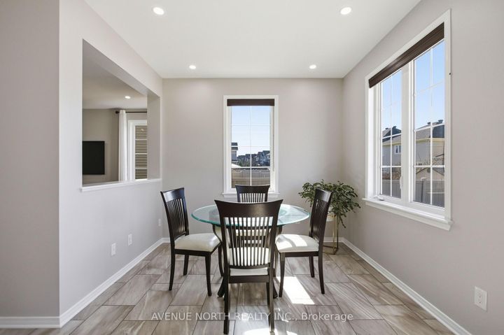 Photo 14 at 514 Pinawa Circle, Nepean (Stonebridge), Ottawa