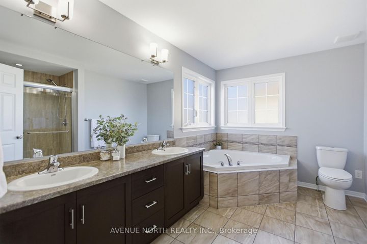 Photo 24 at 514 Pinawa Circle, Nepean (Stonebridge), Ottawa