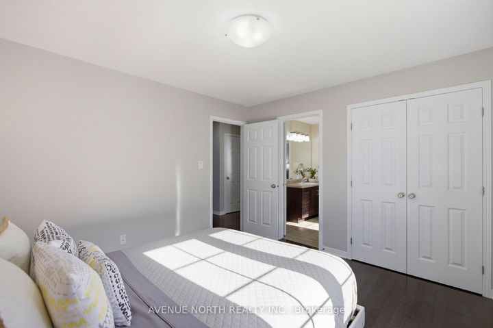 Photo 32 at 514 Pinawa Circle, Nepean (Stonebridge), Ottawa
