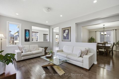 Photo 7 at 514 Pinawa Circle, Nepean (Stonebridge), Ottawa