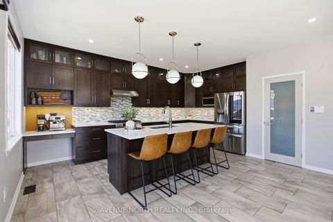 Photo 11 at 514 Pinawa Circle, Nepean (Stonebridge), Ottawa