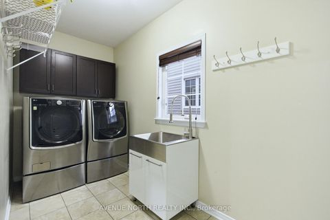 Photo 17 at 514 Pinawa Circle, Nepean (Stonebridge), Ottawa