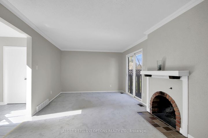 Photo 8 at 11 Elvaston Avenue, Nepean (Craig Henry/Woodvale), Ottawa