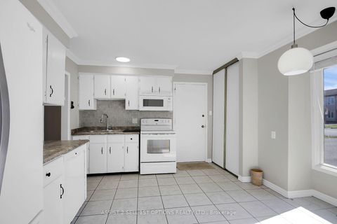 Photo 4 at 11 Elvaston Avenue, Nepean (Craig Henry/Woodvale), Ottawa