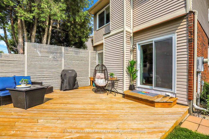 Photo 7 at 88 Homestead Street, Nepean (Borden Farm/Stewart Farm/Carleton Heights/Parkwood Hills), Ottawa