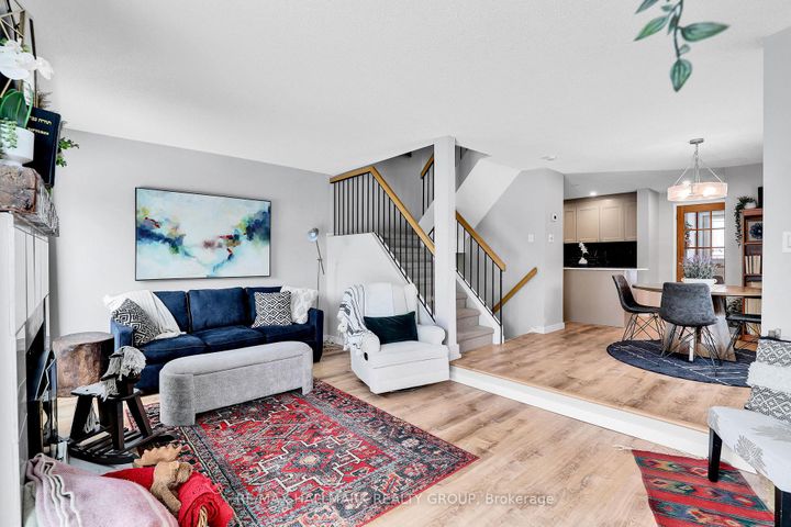 Photo 11 at 88 Homestead Street, Nepean (Borden Farm/Stewart Farm/Carleton Heights/Parkwood Hills), Ottawa