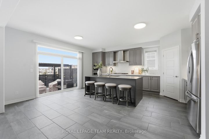 Photo 14 at 643 Rye Grass Way, Nepean (Half Moon Bay), Ottawa