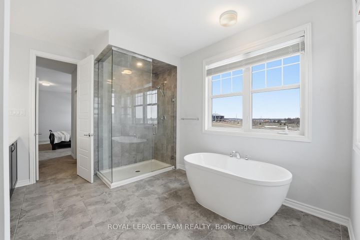 Photo 34 at 643 Rye Grass Way, Nepean (Half Moon Bay), Ottawa