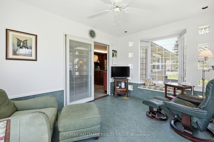 Photo 17 at 68 Corkstown Road, Nepean (Lakeview Park), Ottawa