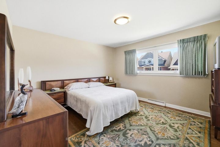 Photo 21 at 68 Corkstown Road, Nepean (Lakeview Park), Ottawa