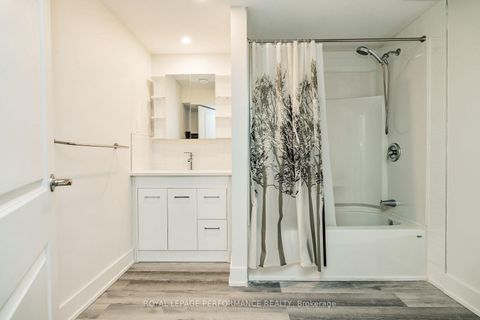 Photo 29 at 36 Largo Crescent, Nepean (Meadowlands/Crestview), Ottawa